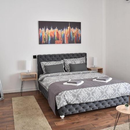 Apartment In Belgrade With Small Parking Space Dış mekan fotoğraf